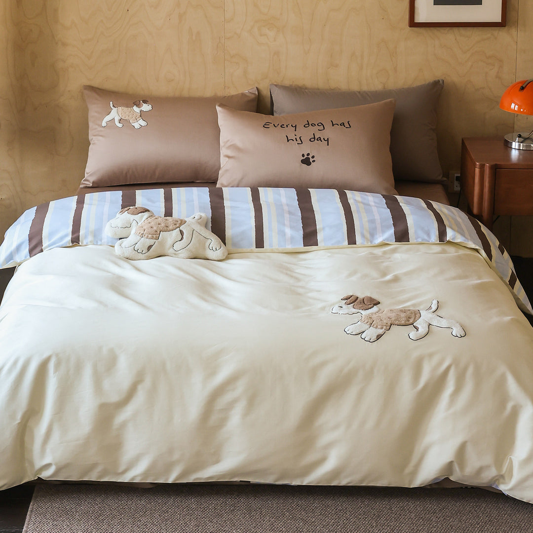 Embroidered Dog Appliqué Cotton Duvet Cover Set with Reversible Striped Panel & Pillowcases