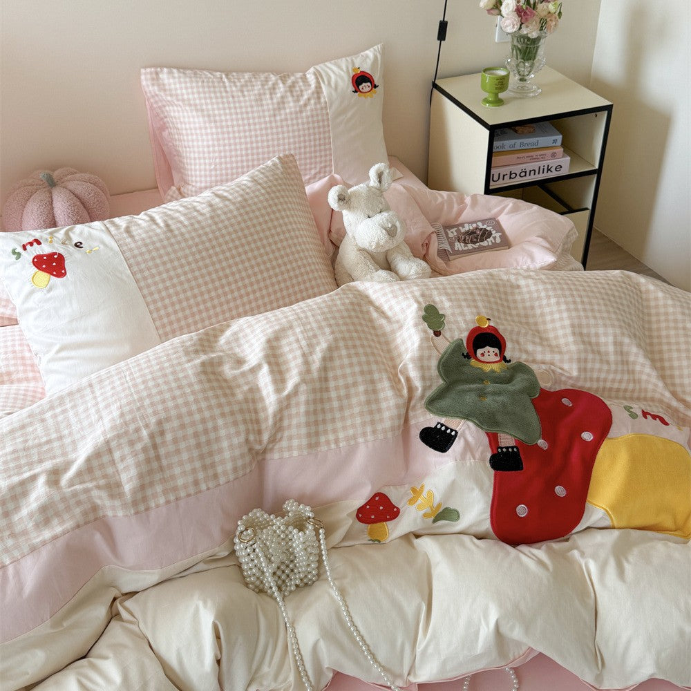 Children's Plush Embroidered Duvet Cover Set with Polka Dot Cotton Pillowcases