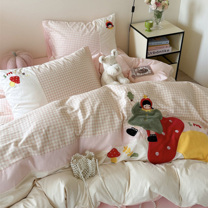 Children's Plush Embroidered Duvet Cover Set with Polka Dot Cotton Pillowcases