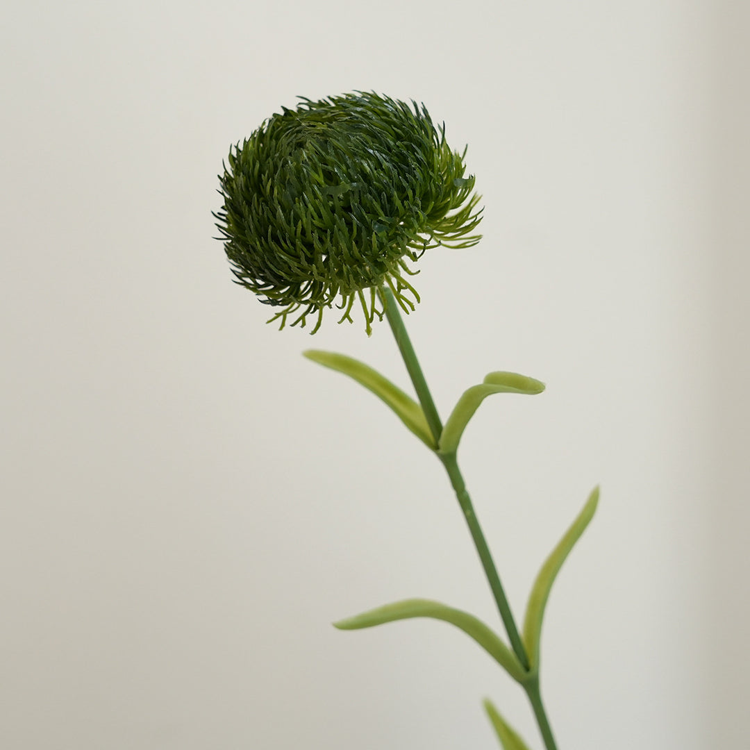Artificial plant with realistic appearance Stornfield