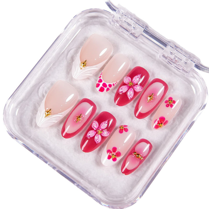 Decorative Floral Press-On Nail Set