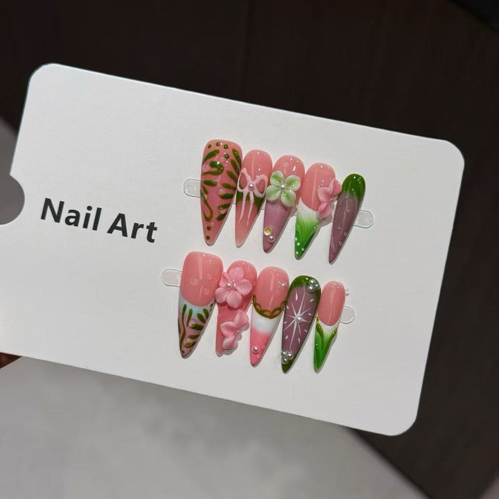 Artistic Floral Nail Art Tips