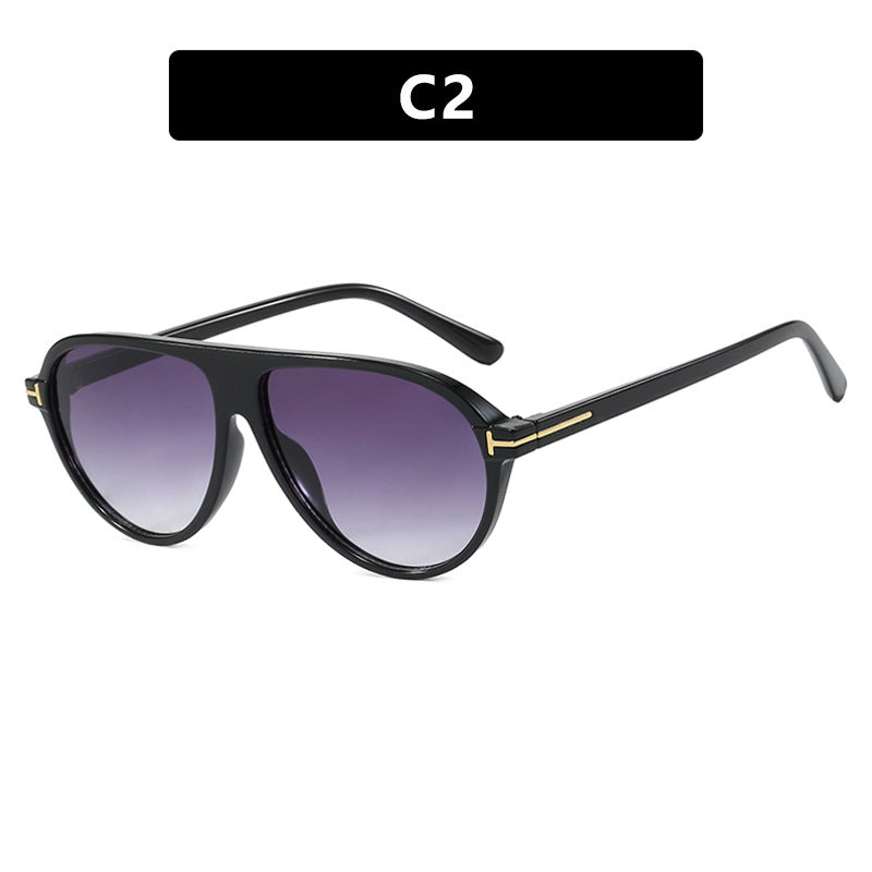 Women's trendy oversized sunglasses with elegant metal frame and UV protection Stornfield