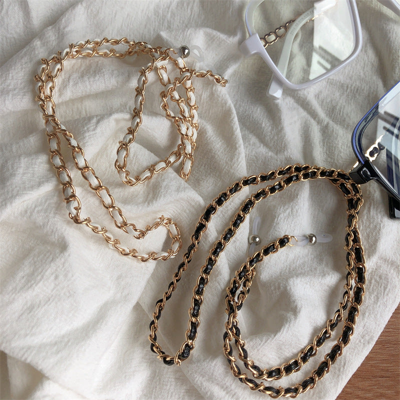 Stylish Chain Eyewear Holder Stornfield