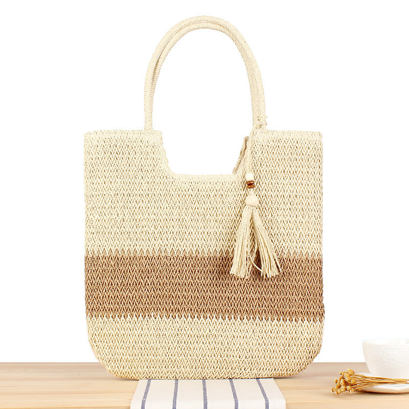 Elegant straw bag with practical tassels Stornfield