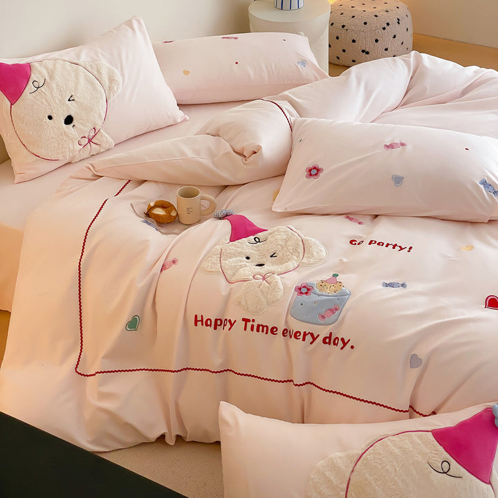 Playful Bear Appliqué Cotton-Sateen Duvet Cover Set with Quilted Accent Pillow and Hidden Zipper