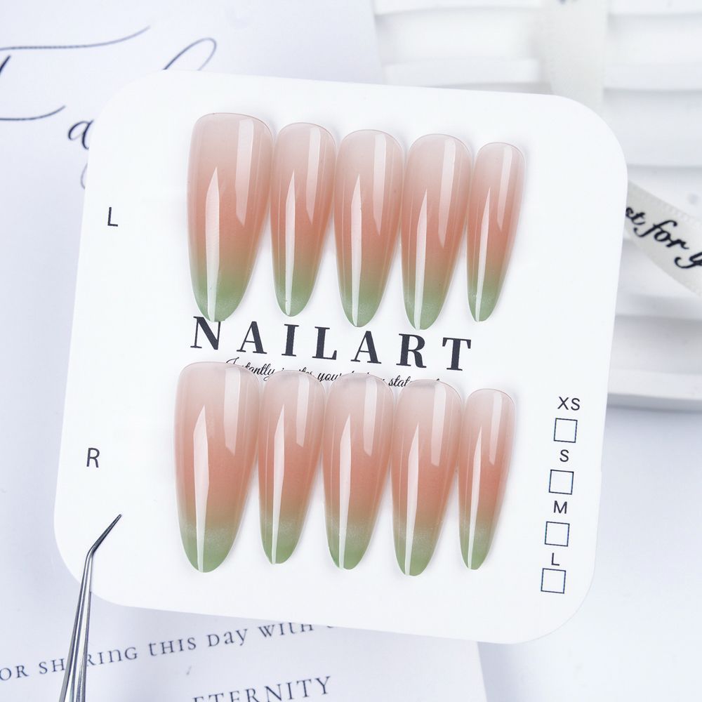 Decorative Fashion Nail Set Stornfield