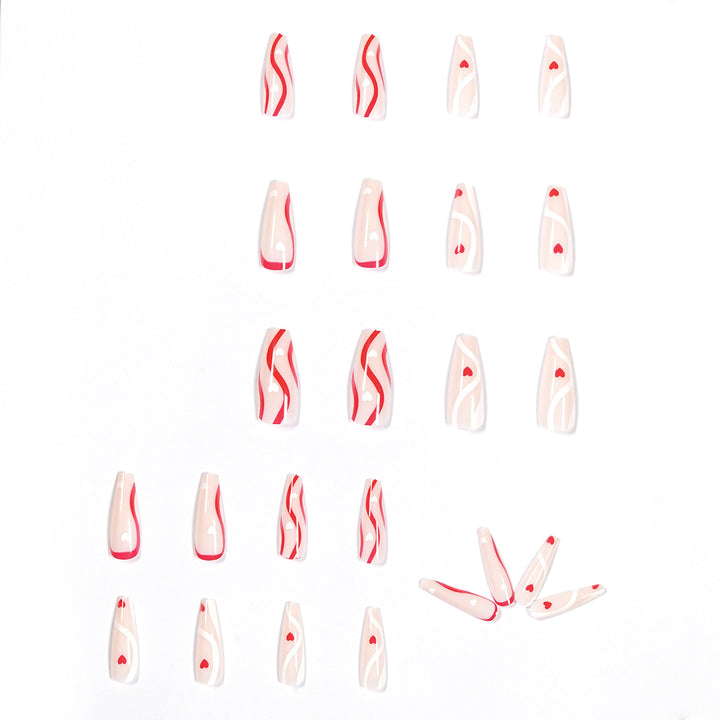 Artificial nail art with hearts Stornfield