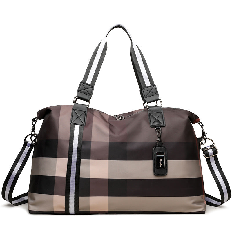 Sporty travel bag with intelligent compartment design Stornfield