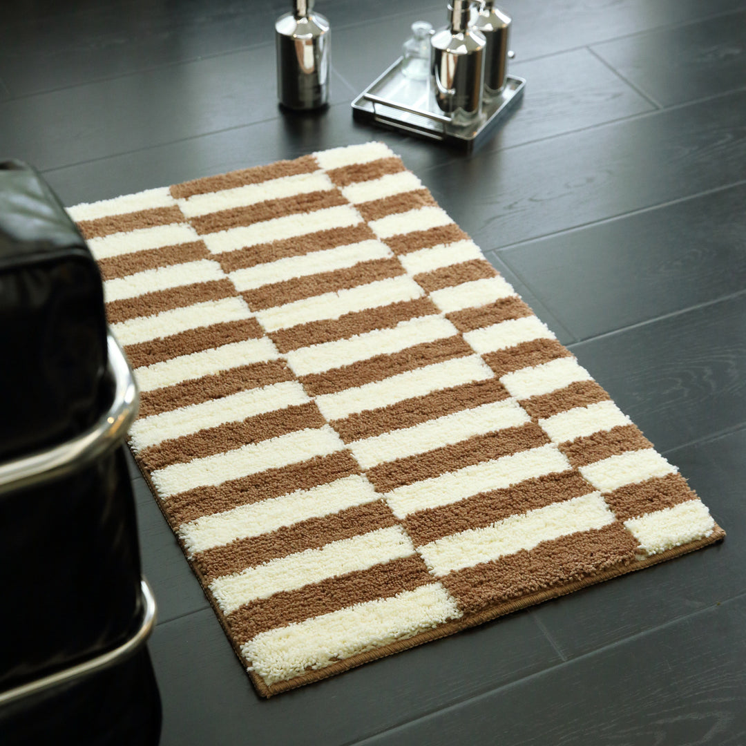 Textured Striped Bath Mat