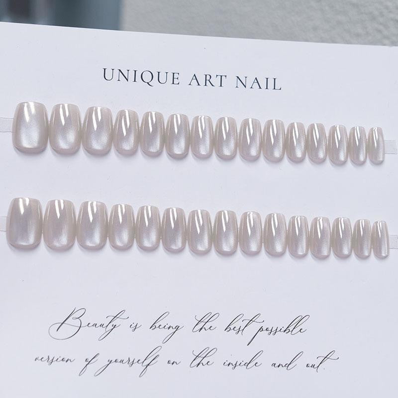 Trendy Press-On Nail Set