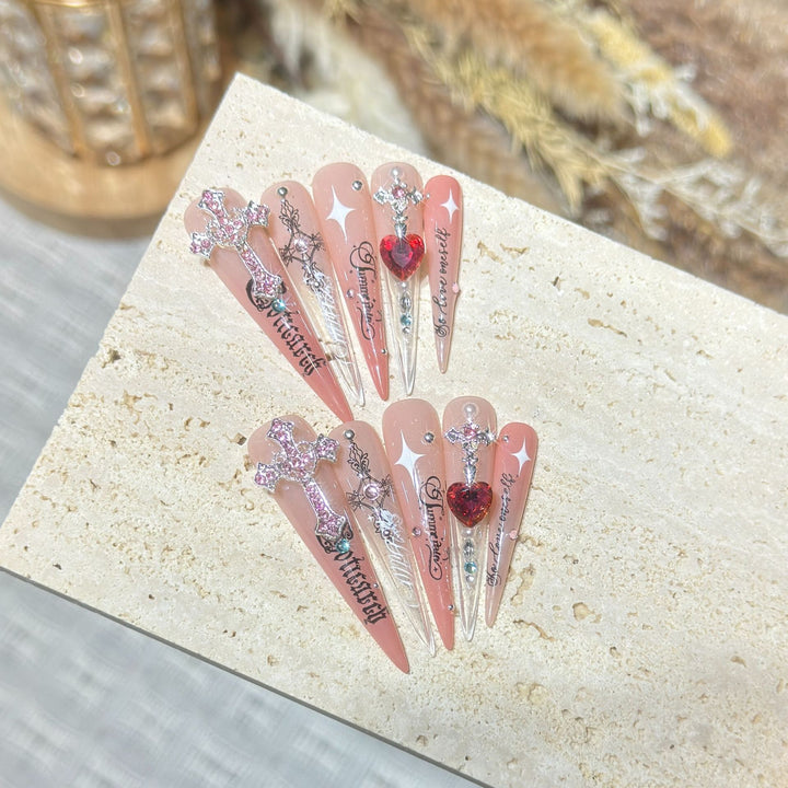 Artistic Press-On Nail Tips Stornfield