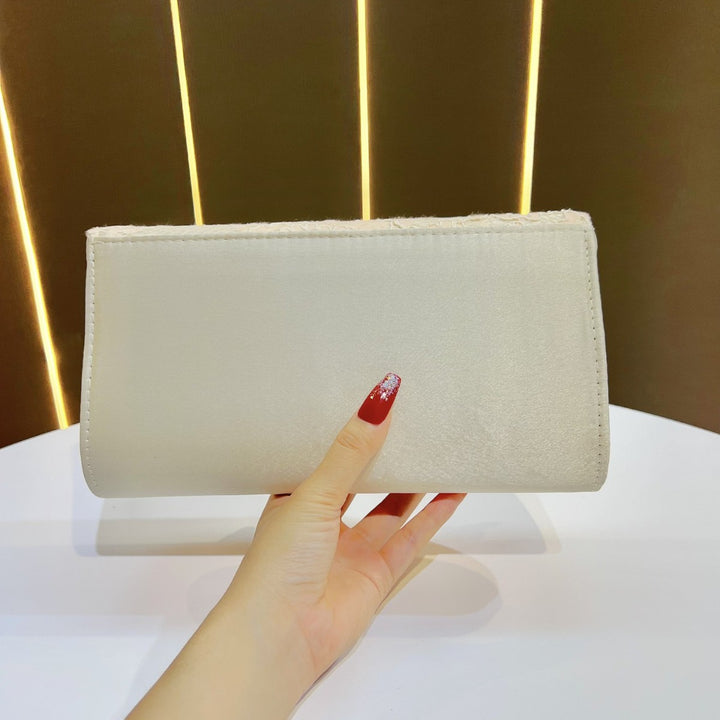 Elegant Floral Lace Evening Clutch
