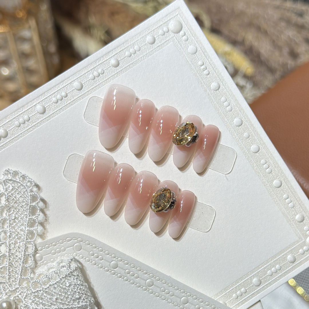 Stylish Press-On Nail Set with Gemstone Accent Stornfield