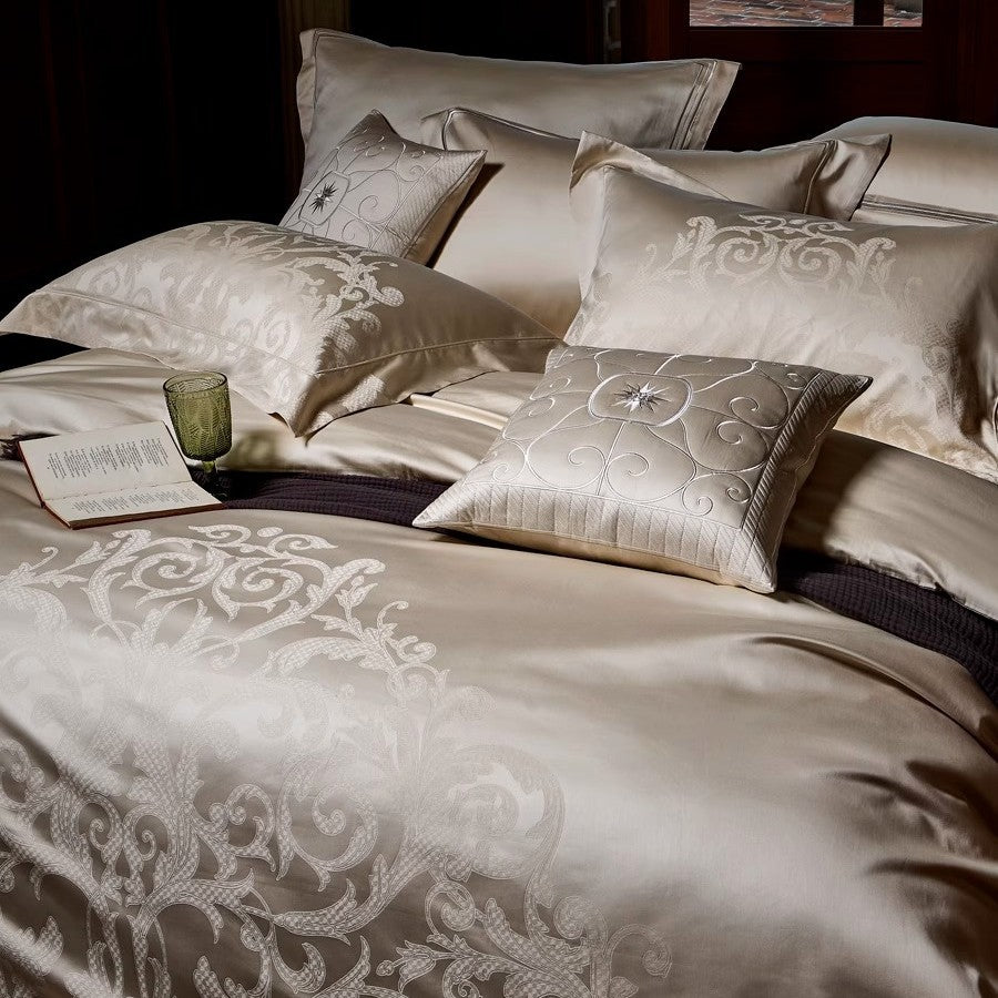Luxury Jacquard Damask Cotton-Sateen Duvet Cover Set with Envelope Pillow Shams