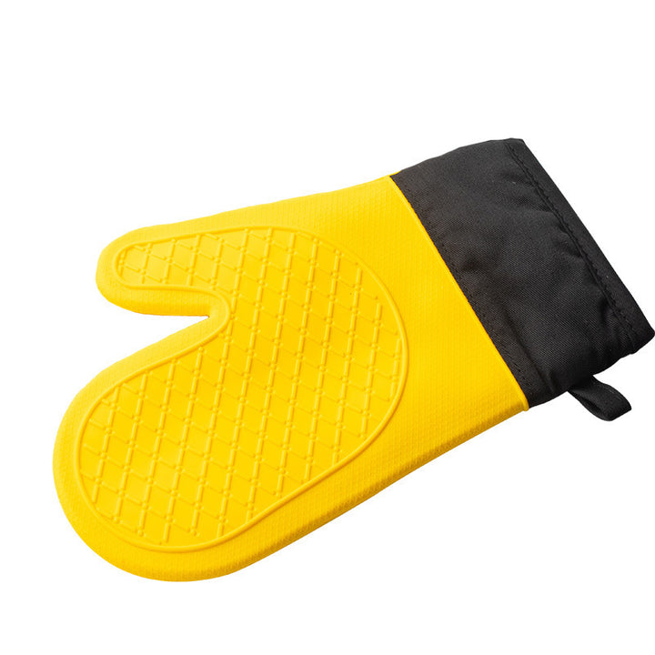 Heat-resistant silicone oven gloves with ergonomic design Stornfield