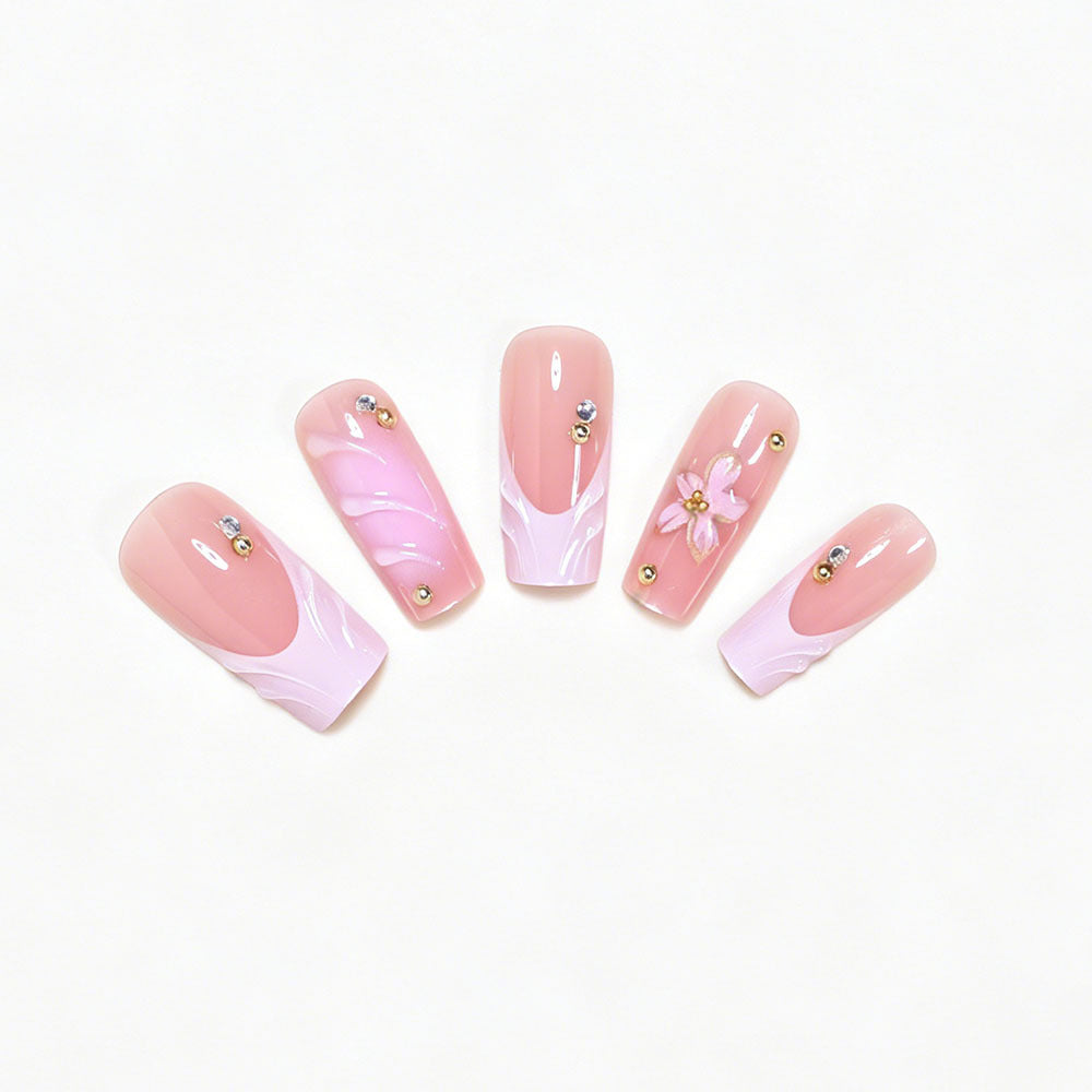Elegant Floral Nail Art Press-On Set Stornfield