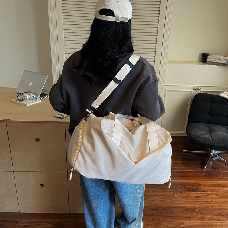 Elegant Sport Duffel Bag with Multifunctional Compartments Stornfield