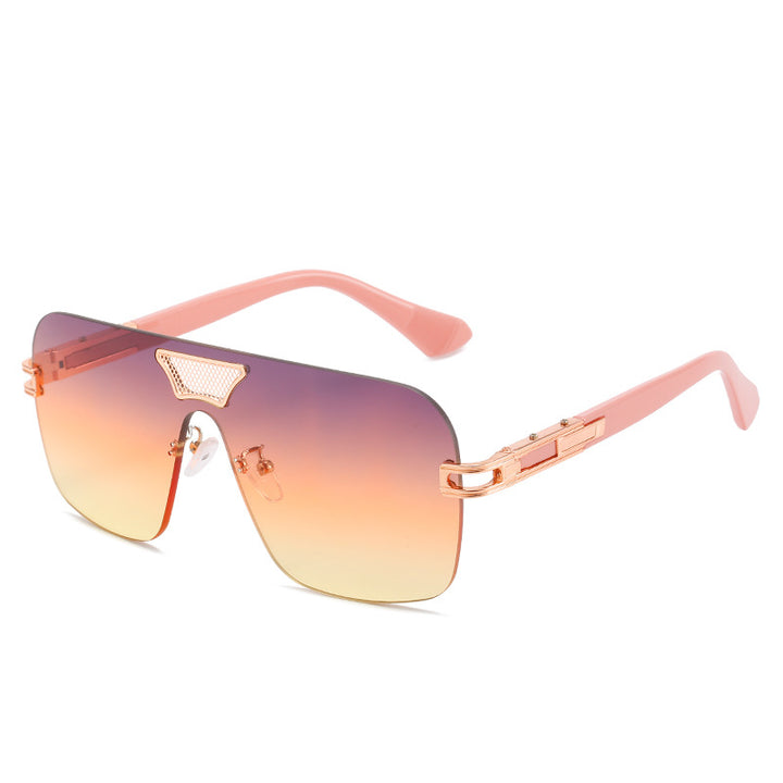 Women's fashionable oversized sunglasses with special frame and UV protection Stornfield