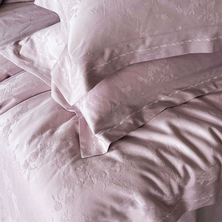 Luxe Textured Cotton-Linen Duvet Cover Set with Contrast Zigzag Trim and Quilted Euro Shams
