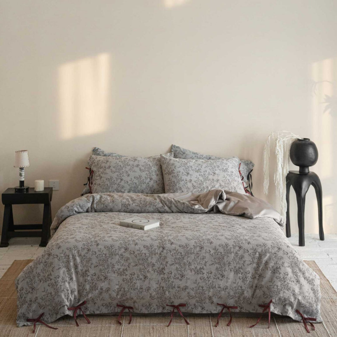 Botanical Tie-Detail Cotton Duvet Cover Set with Bow-Tied Hem & Reversible Shams