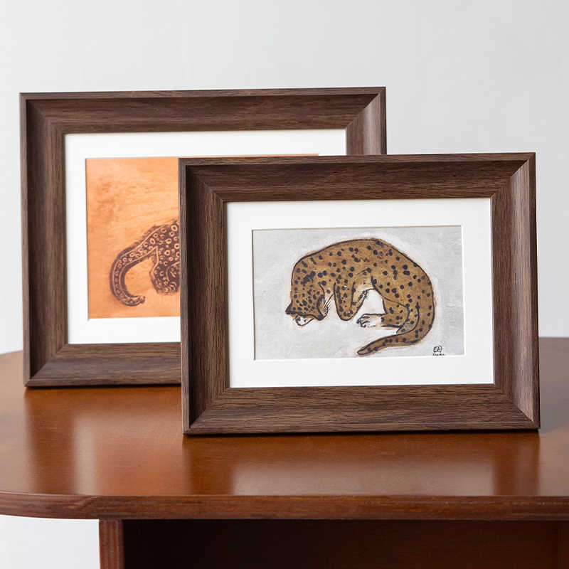 Elegant Decorative Art Frame