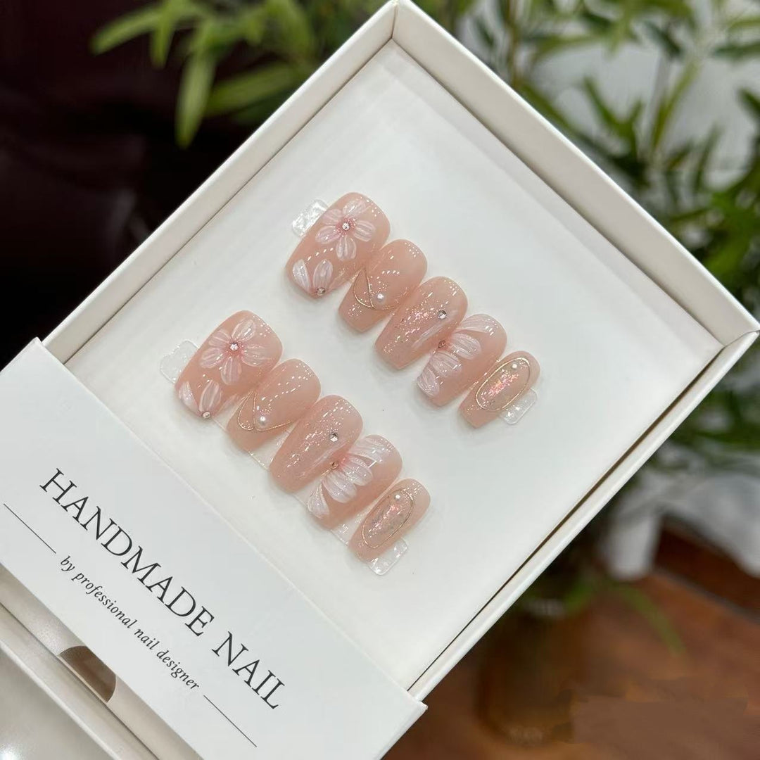 Premium Handmade Decorative Press-On Nail Set with Elegant Floral Accents