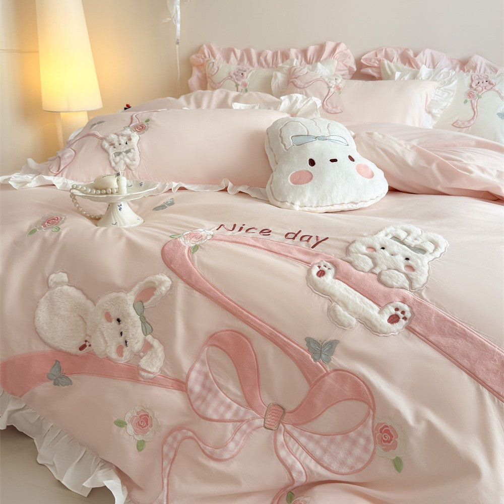 Embroidered Bunny Appliqué Ruffled Duvet Cover Set with Frilled Edge