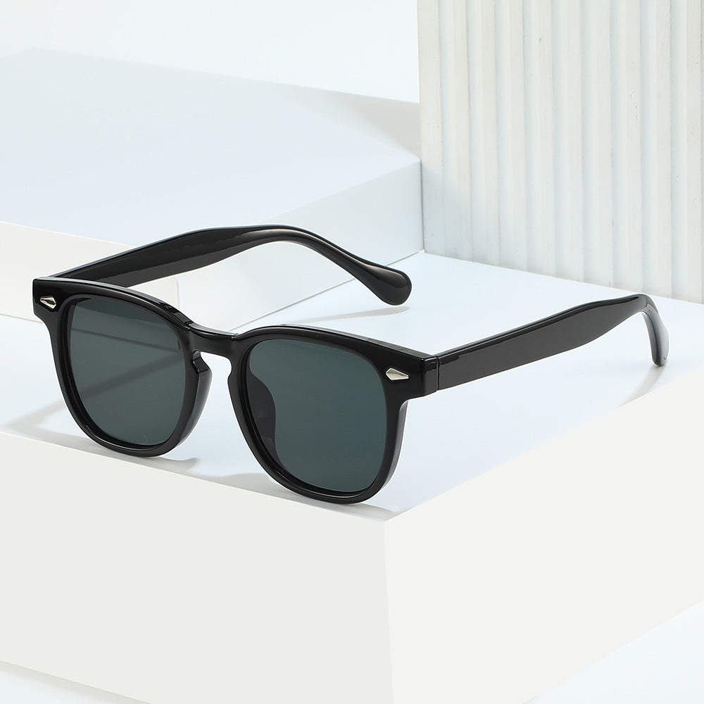 Classic Retro-Inspired Square Sunglasses Stornfield