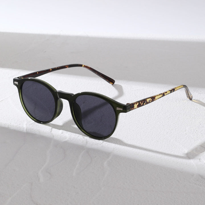 Stylish Round Frame Sunglasses Stornfield