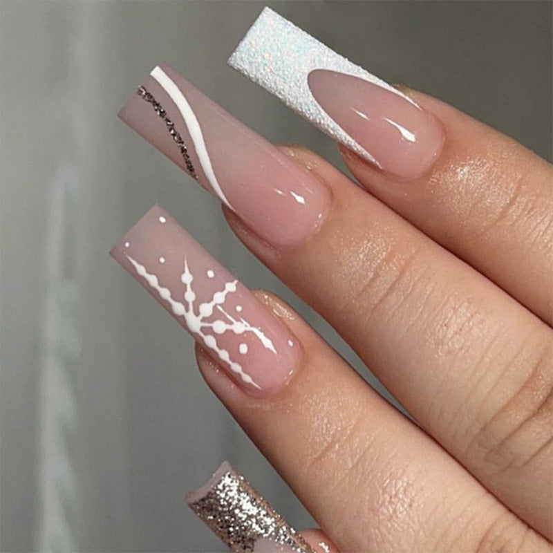 Elegant and creative nail tips Stornfield