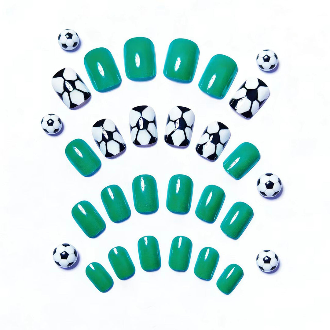 Artificial nails in sporty football design Stornfield