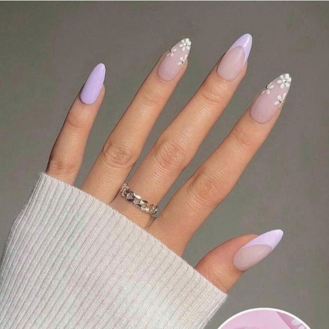 Decorative Floral Press-On Nails Stornfield
