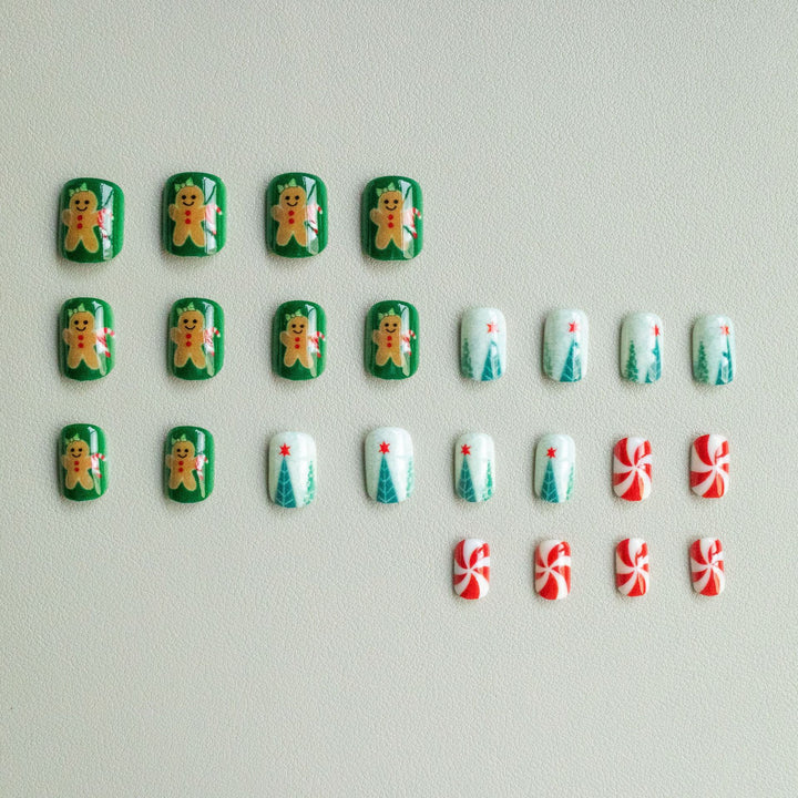 Festive Holiday-Themed Nail Art Set  1790957993
