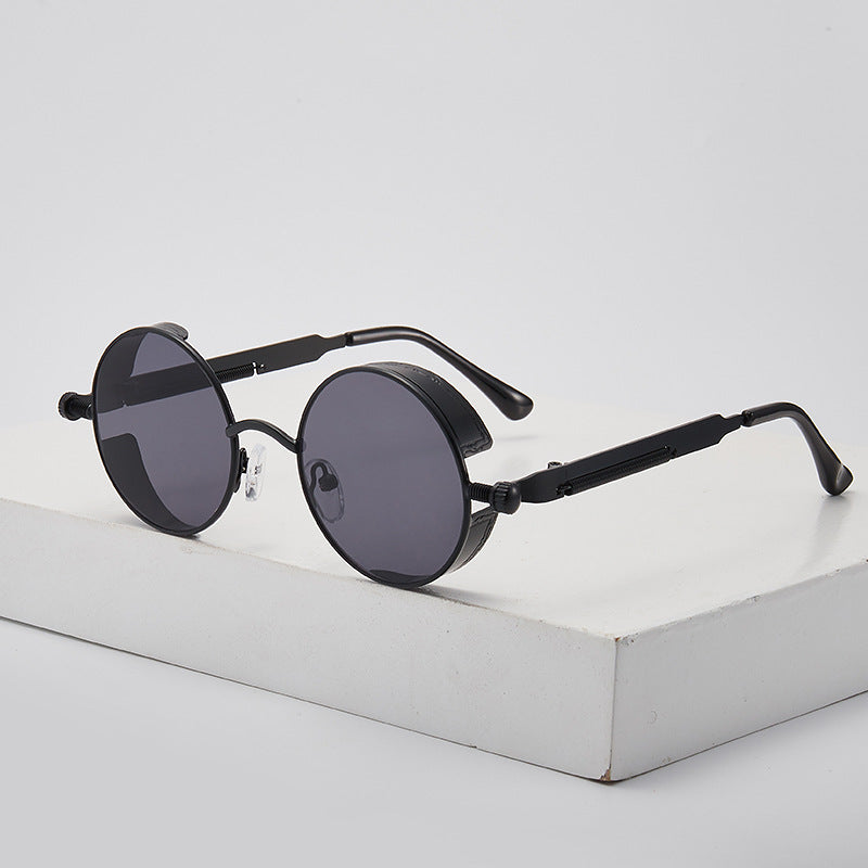Women's retro-inspired round sunglasses with special lenses Stornfield
