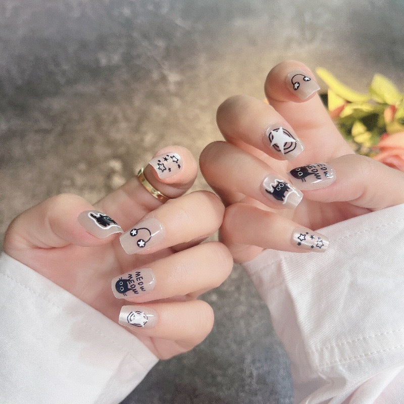 Creative Nail Art Press-On Set
