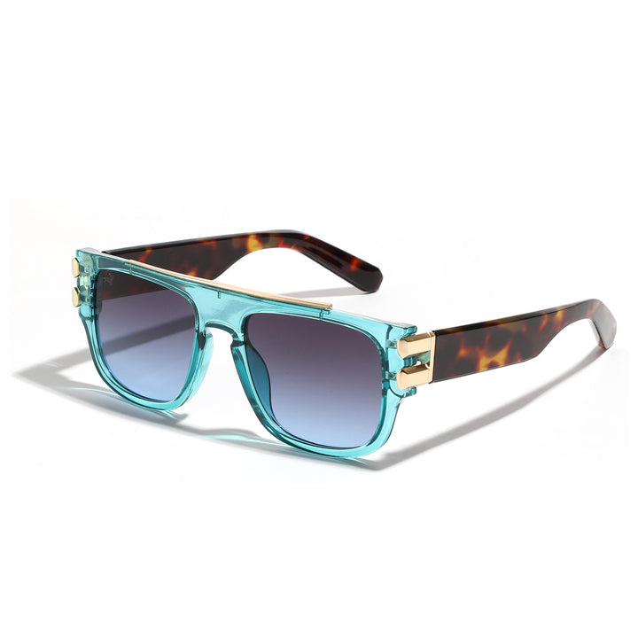 Ladies trendy oversized sunglasses with striking design Stornfield