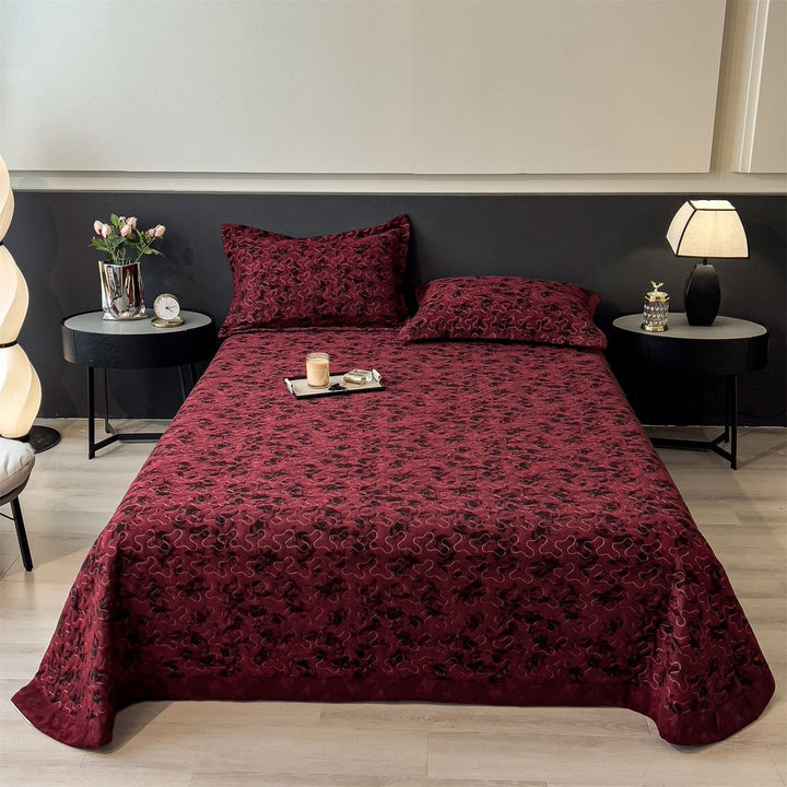 Quilted Bedspread and Pillow Sham Set with Scallop Stitching and Lightweight Microfiber