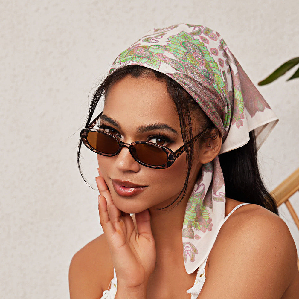 Chic Vintage Oval Sunglasses Stornfield