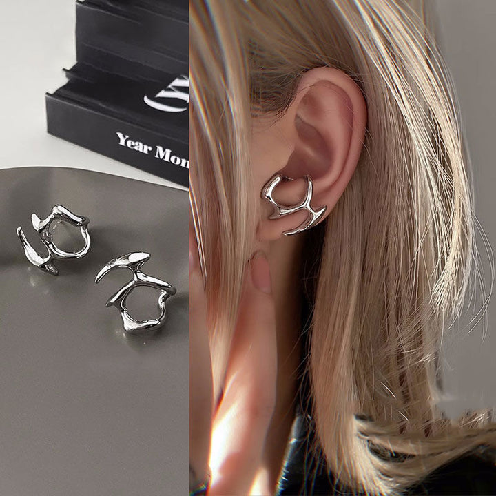 Elegant and Modern Stud Earrings Stornfield