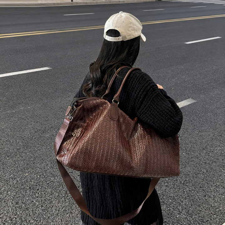 Noble and Durable Travel Bag in Modern Wave Pattern Stornfield