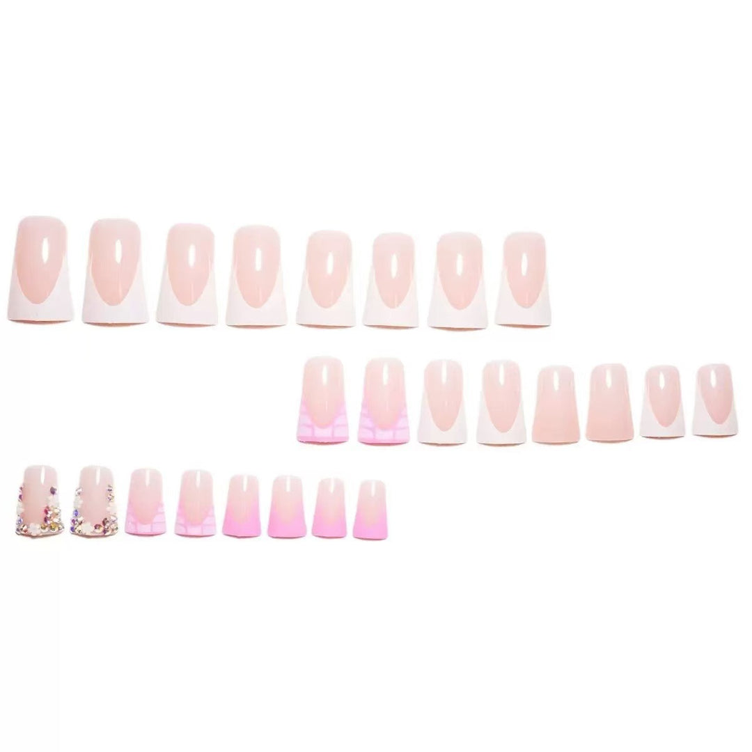 Glamorous Rhinestone-Embellished Nail Art Stornfield