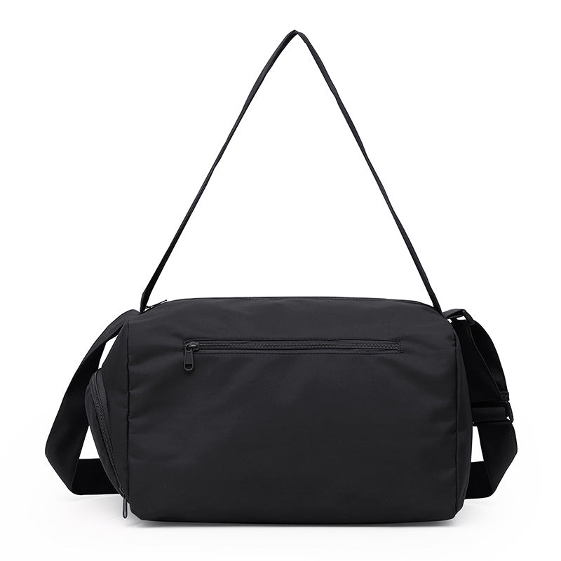 Stylish shoulder bag with practical compartments Stornfield
