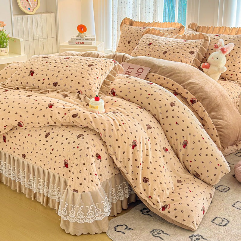 Cozy Heart-Printed Bedding Set