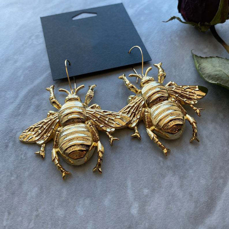 Artistic Insect-Inspired Earrings Stornfield