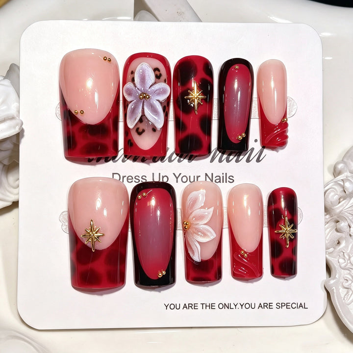 Artistic Floral Press-On Nail Set Stornfield