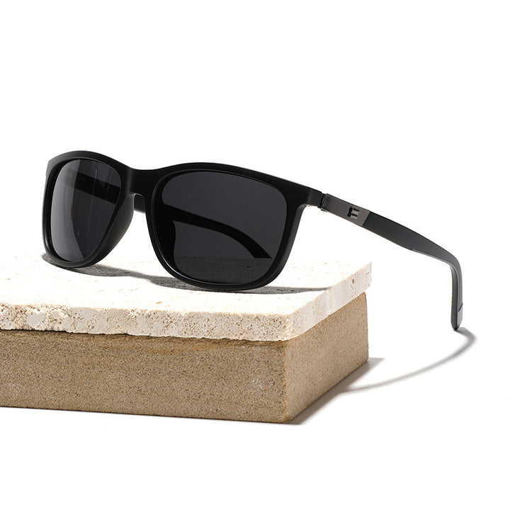 Women's stylish sunglasses with a sturdy frame construction Stornfield
