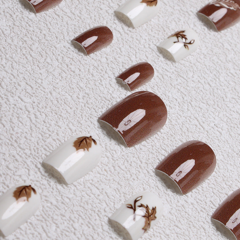 Artistic Leaf-Themed Press-On Nails Stornfield