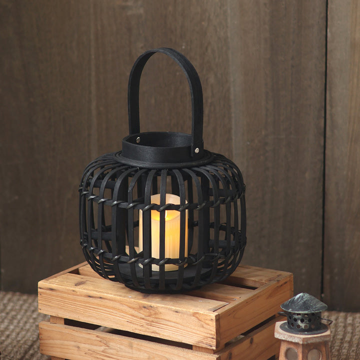 Elegant lantern made of braided material Stornfield