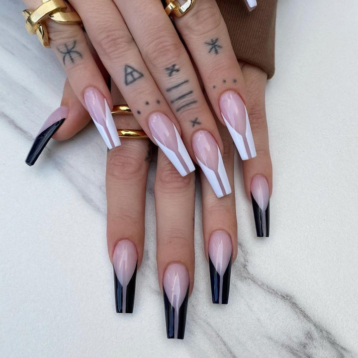 Nail art with heart and lip designs Stornfield